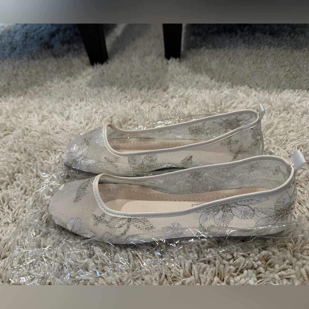 Translucent Floral Pattern Flats size 7 NEW in original packaging/never worn